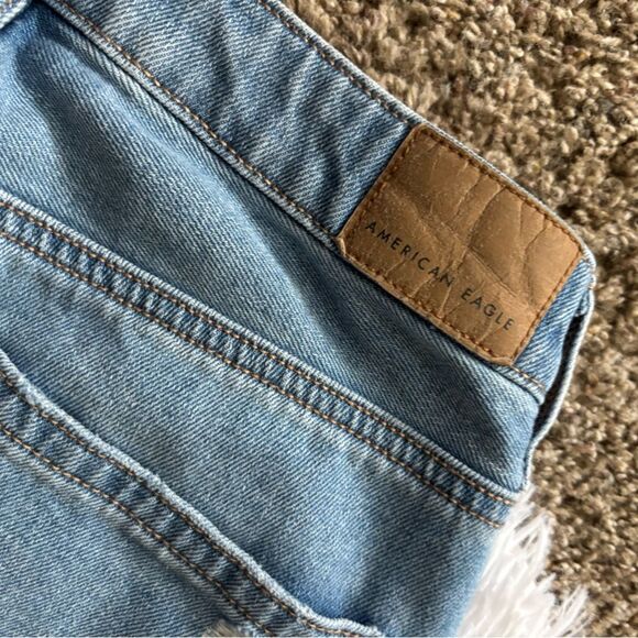 American Eagle Mom Jeans New Distressed Womens Size 2 Long - Picture 10 of 12